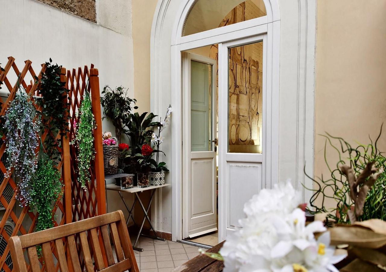 Hotel Artistic Charming House Caserta Exterior foto